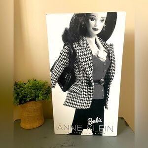 Vintage BARBIE New in Box limited edition Anne Klein collectible doll 1997